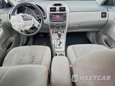 Zdjęcie 8 z 12 samochodu: 2013 TOYOTA COROLLA LE VIN:2T1BU4EE6DC123533 - miniatura