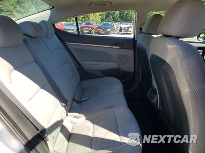 Zdjęcie 10 z 13 samochodu: 2017 HYUNDAI ELANTRA SE VIN:5NPD84LFXHH008896 - miniatura