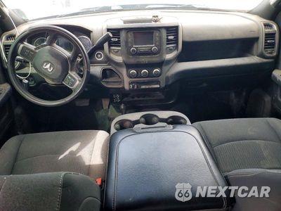 Zdjęcie 8 z 12 samochodu: 2021 RAM 3500 TRADESMAN VIN:3C63RRGL2MG565933 - miniatura