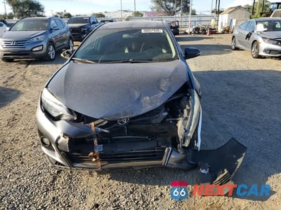 Piąte zdjęcie samochodu w środku: 2015 TOYOTA COROLLA S PLUS VIN:5YFBURHEXFP181530 - miniatura
