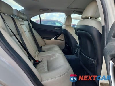 Zdjęcie 10 z 13 samochodu: 2010 LEXUS IS 250 VIN:JTHCF5C2XA2032657 - miniatura