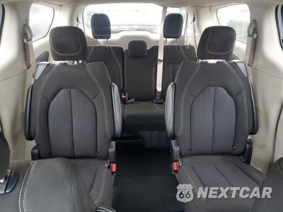 Zdjęcie 10 z 13 samochodu: 2022 CHRYSLER VOYAGER LX VIN:2C4RC1CG0NR159093 - miniatura
