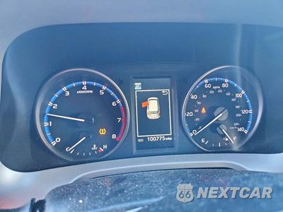 Zdjęcie 9 z 13 samochodu: 2017 TOYOTA RAV4 XLE VIN:2T3RFREV0HW589749 - miniatura