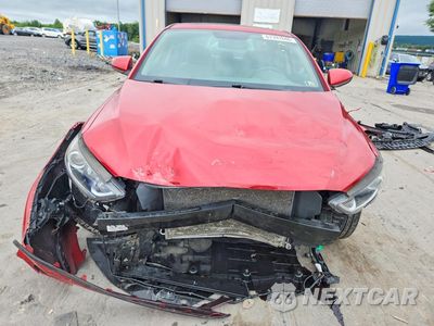 Piąte zdjęcie samochodu w środku: 2018 HYUNDAI ELANTRA VALUE EDITION VIN:5NPD84LFXJH395875 - miniatura