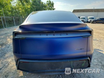 Zdjęcie 6 z 12 samochodu: 2026 TESLA MODEL Y VIN:7SAYGDEE5TF603142 - miniatura