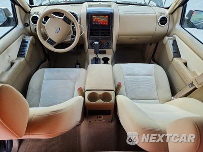 Zdjęcie 8 z 13 samochodu: 2008 FORD EXPLORER XLT VIN:1FMEU63E78UA67179 - miniatura