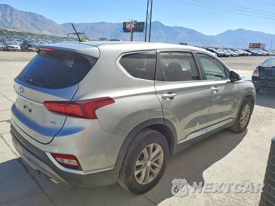 Trzecie zdjęcie samochodu z tyłu: 2020 HYUNDAI SANTA FE SE VIN:5NMS2CAD6LH221452 - miniatura