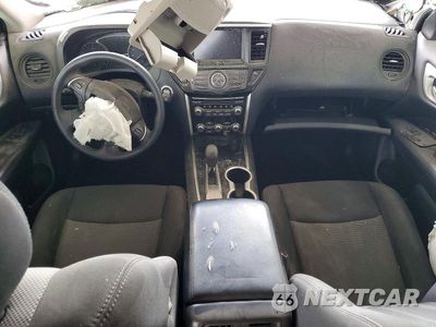 Zdjęcie 8 z 12 samochodu: 2020 NISSAN PATHFINDER S VIN:5N1DR2AN6LC623456 - miniatura