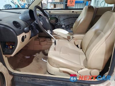 Zdjęcie 7 z 12 samochodu: 2004 VOLKSWAGEN NEW BEETLE GLS VIN:3VWCD31Y94M336608 - miniatura