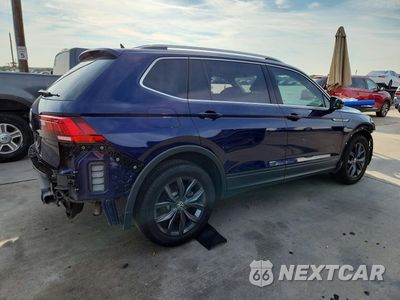 Trzecie zdjęcie samochodu z tyłu: 2022 VOLKSWAGEN TIGUAN SE VIN:3VV3B7AXXNM043309 - miniatura
