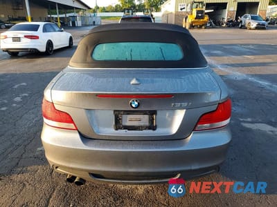 Zdjęcie 6 z 12 samochodu: 2010 BMW 135 I VIN:WBAUN9C51AVK41887 - miniatura