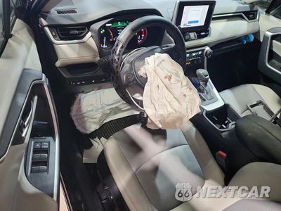 Zdjęcie 8 z 13 samochodu: 2025 TOYOTA RAV4 XLE PREMIUM VIN:2T3A1RFV4SW576679 - miniatura