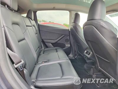 Zdjęcie 10 z 12 samochodu: 2023 TESLA MODEL Y VIN:7SAYGAEE7PF843796 - miniatura