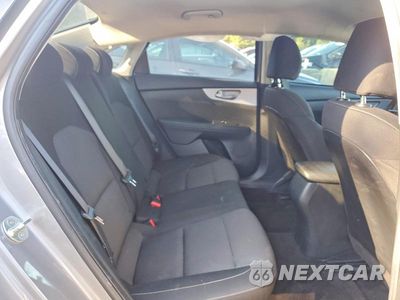Zdjęcie 10 z 12 samochodu: 2024 KIA FORTE LXS VIN:3KPF24AD5RE781681 - miniatura