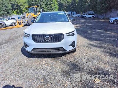 Piąte zdjęcie samochodu w środku: 2026 VOLVO XC40 PLUS VIN:YV4L12UC7T2820415 - miniatura