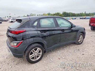 Trzecie zdjęcie samochodu z tyłu: 2022 HYUNDAI KONA SE VIN:KM8K22AB5NU792611 - miniatura