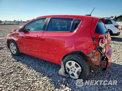 Drugie zdjęcie samochodu z przodu: 2015 CHEVROLET SONIC LS VIN:1G1JA6SH9F4148388 - miniatura