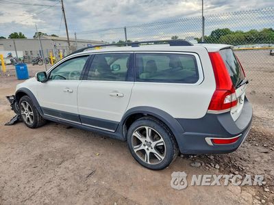 Drugie zdjęcie samochodu z przodu: 2015 VOLVO XC70 T6 PLATINUM VIN:YV4902ND7F1193844 - miniatura