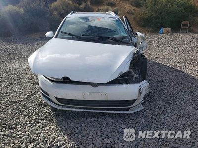 Piąte zdjęcie samochodu w środku: 2015 VOLKSWAGEN GOLF SPORTWAGEN TDI S VIN:3VWCA7AU7FM506822 - miniatura