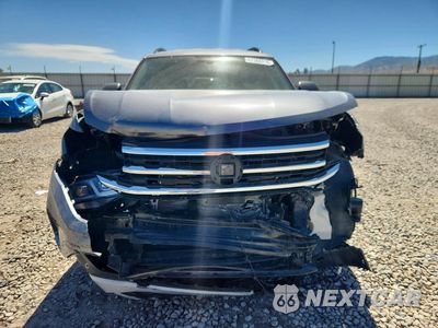 Piąte zdjęcie samochodu w środku: 2021 VOLKSWAGEN ATLAS SE VIN:1V2HR2CAXMC554674 - miniatura