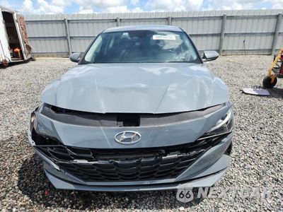 Piąte zdjęcie samochodu w środku: 2021 HYUNDAI ELANTRA SEL VIN:KMHLM4AG3MU142194 - miniatura