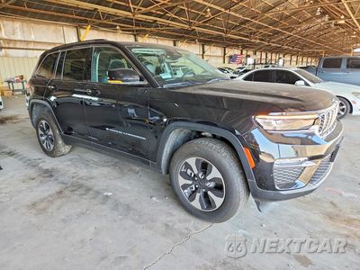 Czwarte zdjęcie samochodu z boku: 2023 JEEP GRAND CHEROKEE LIMITED 4XE VIN:1C4RJYB67PC650781 - miniatura