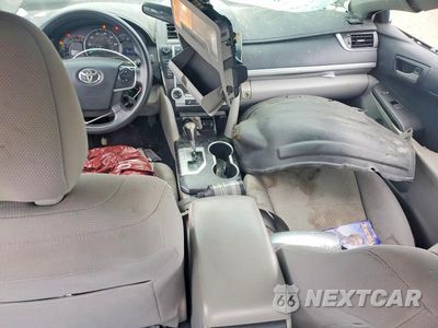Zdjęcie 8 z 12 samochodu: 2013 TOYOTA CAMRY LE VIN:4T4BF1FK3DR323156 - miniatura