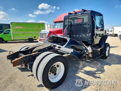 Trzecie zdjęcie samochodu z tyłu: 2015 FREIGHTLINER BUSINESS CLASS M2 SEMI TRUCK VIN:3AKBCXCY4FDFZ7692 - miniatura