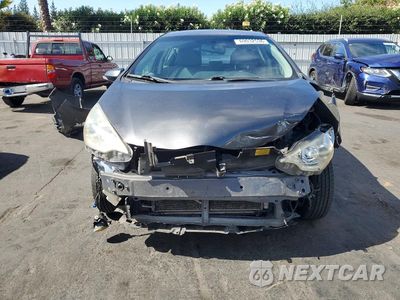 Piąte zdjęcie samochodu w środku: 2013 TOYOTA PRIUS C FOUR VIN:JTDKDTB31D1041792 - miniatura