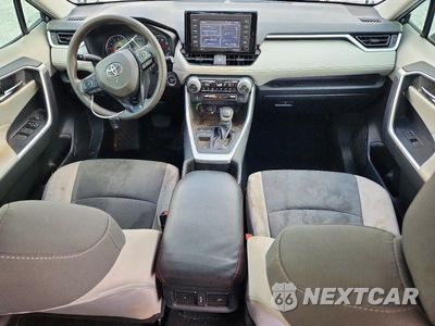 Zdjęcie 8 z 13 samochodu: 2022 TOYOTA RAV4 XLE VIN:2T3W1RFVXNC193017 - miniatura