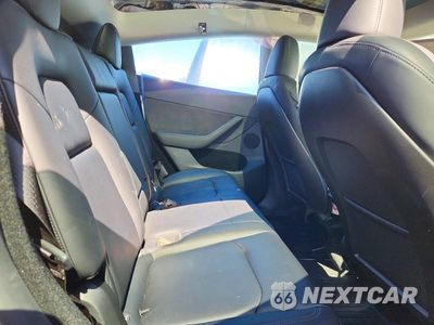Zdjęcie 10 z 12 samochodu: 2024 TESLA MODEL Y VIN:7SAYGDEE4RF123280 - miniatura