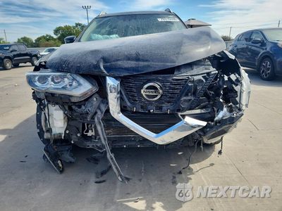 Piąte zdjęcie samochodu w środku: 2019 NISSAN ROGUE SL VIN:5N1AT2MT1KC817826 - miniatura