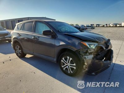 Czwarte zdjęcie samochodu z boku: 2018 TOYOTA RAV4 LE VIN:2T3ZFREV4JW410456 - miniatura