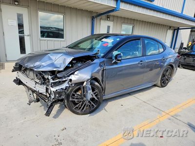 2025 TOYOTA CAMRY XSE 4T1DAACK4SU569846 - główne zdjęcie licytacji z USA - miniatura