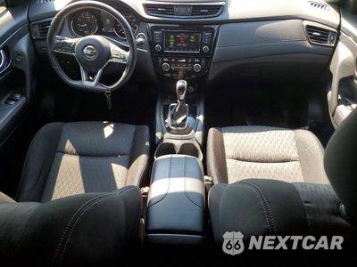 Zdjęcie 8 z 14 samochodu: 2019 NISSAN ROGUE SV VIN:JN8AT2MV4KW396001 - miniatura