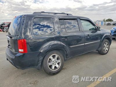Trzecie zdjęcie samochodu z tyłu: 2011 HONDA PILOT TOURING VIN:5FNYF4H95BB036847 - miniatura