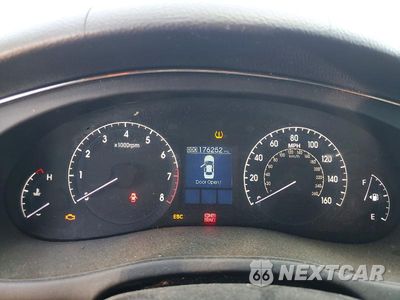 Zdjęcie 9 z 12 samochodu: 2009 HYUNDAI GENESIS 3.8L VIN:KMHGC46E79U040805 - miniatura