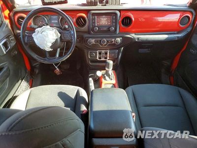 Zdjęcie 8 z 12 samochodu: 2020 JEEP GLADIATOR SPORT VIN:1C6HJTAG8LL160439 - miniatura