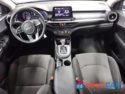 Zdjęcie 8 z 12 samochodu: 2023 KIA FORTE LXS VIN:3KPF24AD2PE592421 - miniatura