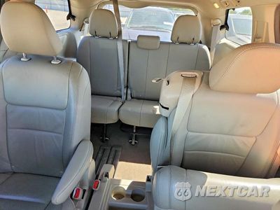Zdjęcie 10 z 14 samochodu: 2017 TOYOTA SIENNA XLE PREMIUM 8-PASSENGER VIN:5TDYZ3DC6HS815892 - miniatura