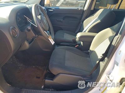 Zdjęcie 7 z 12 samochodu: 2017 JEEP COMPASS SPORT VIN:1C4NJCBB2HD118283 - miniatura