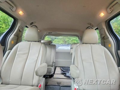 Zdjęcie 10 z 13 samochodu: 2013 TOYOTA SIENNA XLE 8-PASSENGER VIN:5TDYK3DC7DS382727 - miniatura