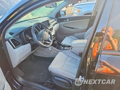 Zdjęcie 7 z 13 samochodu: 2020 HYUNDAI TUCSON SE VIN:KM8J2CA46LU165920 - miniatura