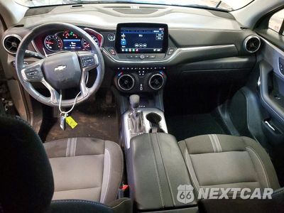 Zdjęcie 8 z 12 samochodu: 2025 CHEVROLET BLAZER 2LT VIN:3GNKBHR46SS104230 - miniatura