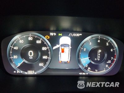 Zdjęcie 9 z 12 samochodu: 2018 VOLVO XC60 T6 VIN:LYVA22RK3JB110656 - miniatura