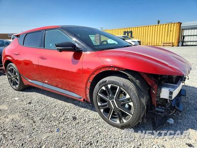 Czwarte zdjęcie samochodu z boku: 2025 KIA EV6 GT LINE VIN:5XYC4DJC8SG010709 - miniatura