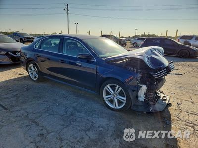 Czwarte zdjęcie samochodu z boku: 2015 VOLKSWAGEN PASSAT SE VIN:1VWBV7A36FC091405 - miniatura