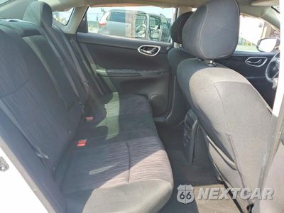 Zdjęcie 10 z 12 samochodu: 2019 NISSAN SENTRA SV VIN:3N1AB7APXKY327147 - miniatura