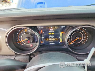 Zdjęcie 9 z 13 samochodu: 2019 JEEP WRANGLER UNLIMITED SAHARA VIN:1C4HJXEG0KW576511 - miniatura