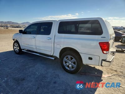 Drugie zdjęcie samochodu z przodu: 2010 NISSAN TITAN SE VIN:1N6AA0EC6AN316413 - miniatura